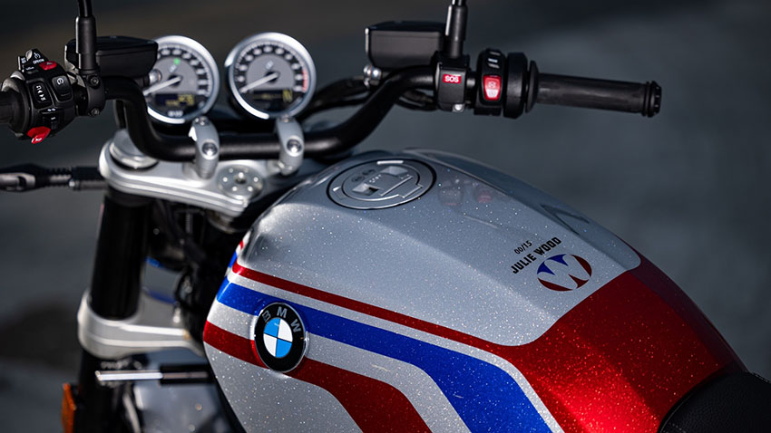 BMW R 12 Julie Wood