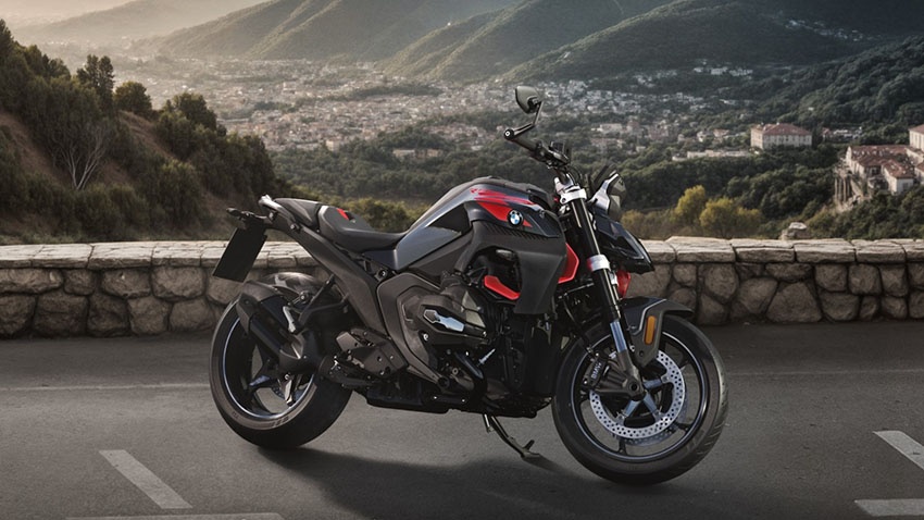 BMW R 1300 R avec moteur boxer 1300