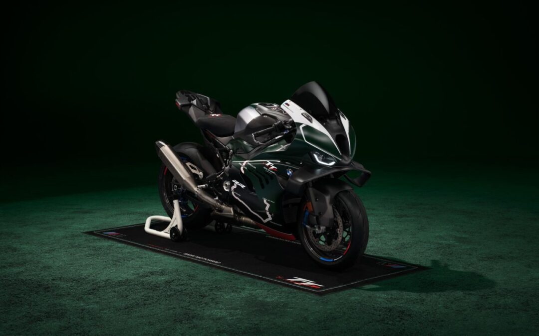BMW M 1000 RR Limited Edition Isle of Man TT : une série ultra-exclusive en hommage à la plus mythique des courses