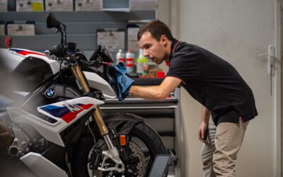 Pourquoi faire entretenir sa moto BMW Motorrad en concession ? Les avantages du réseau officiel