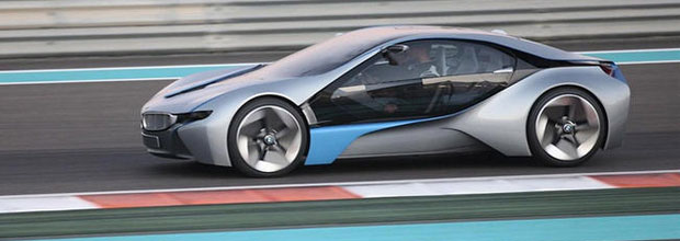 La BMW i8 en test à Dubaï