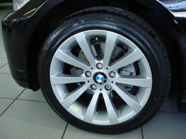 bmw-318-d-143-cv-edition-avantage-3