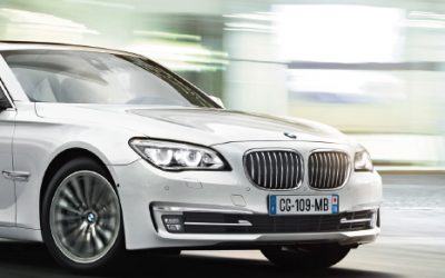 NOUVELLE BMW 730d xDRIVE , L’INSTINCT DE SÉCURITÉ.