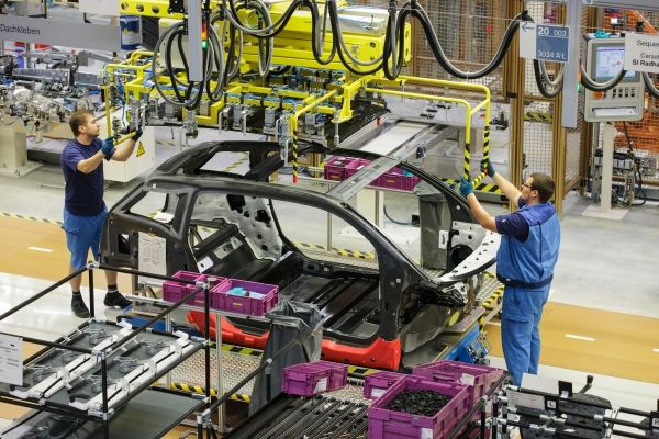 production de la BMW i 17