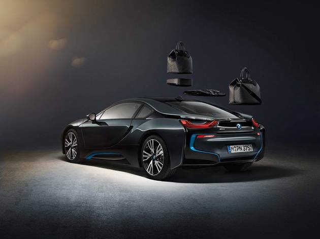 Louis Vuitton voyage en BMW i8 (2)