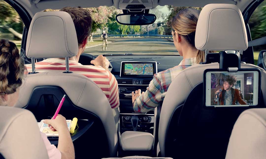 POUR TOUT ACHAT D’UN ACTIVE OU GRAN TOURER, UN IPAD ET SON SUPPORT OFFERT.