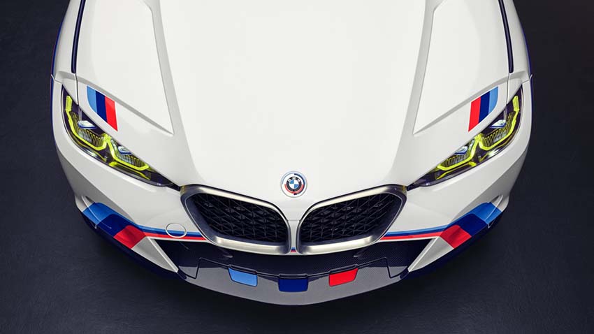 Dessus BMW 3.0 CSL