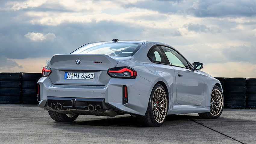 BMW M2 CS