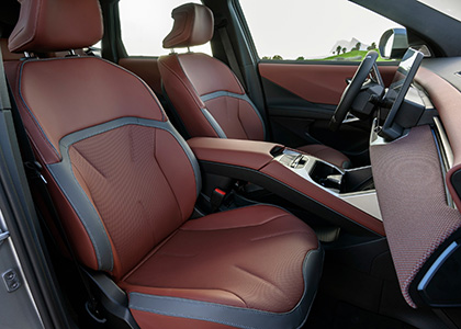 BMW iX3 intérieur avant