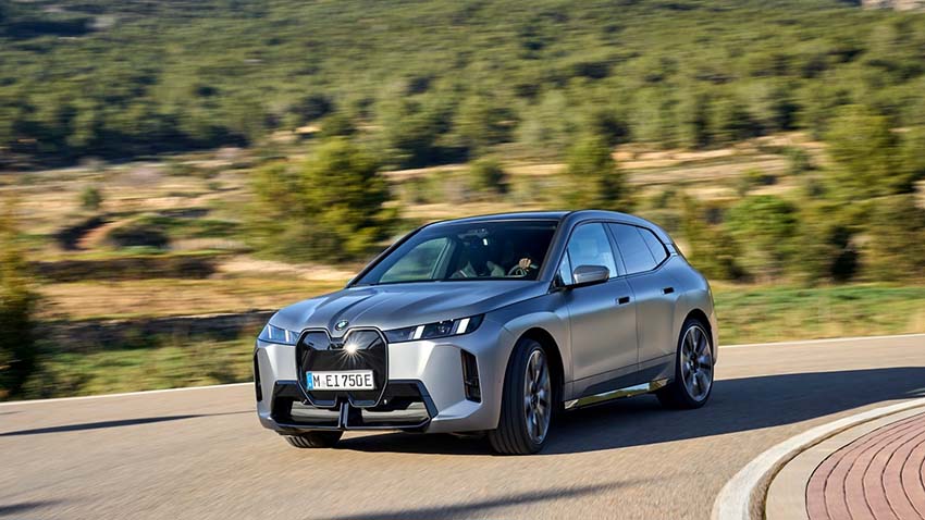 BMW iX doté du mode B