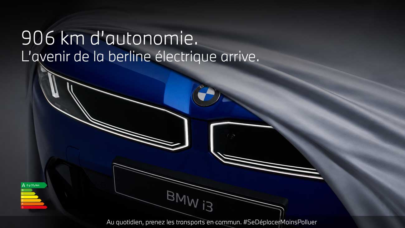 BMW Série 1 bleue