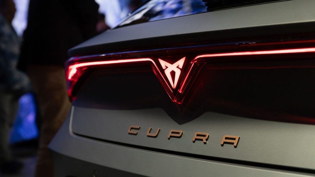 arriere-vehicule-cupra