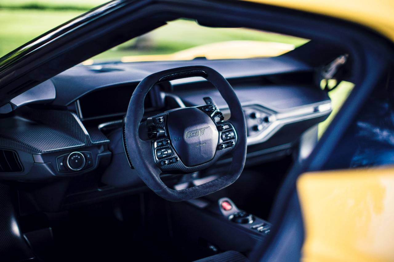 Ford GT– (3) Ford GT