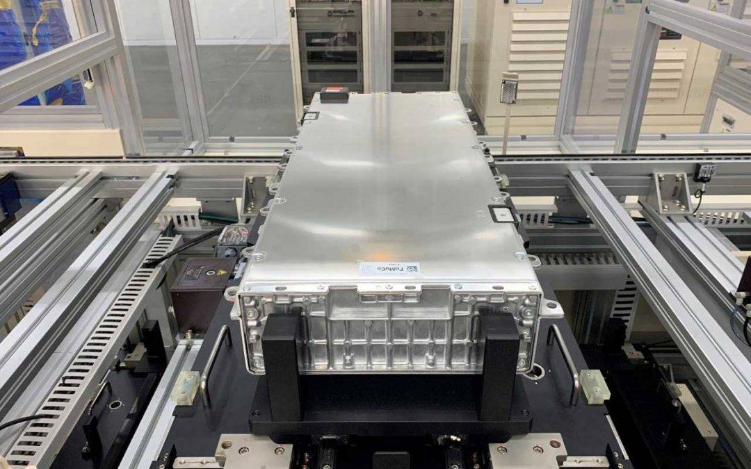 FORD CONTINUE SON ENGAGEMENT DANS LA FABRICATION DE BATTERIES