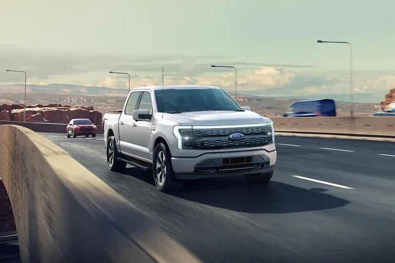 cq5dam.web_.768.768-3 Tout savoir sur le Ford F-150 RANGER LIGHTNING ELECTRIQUE