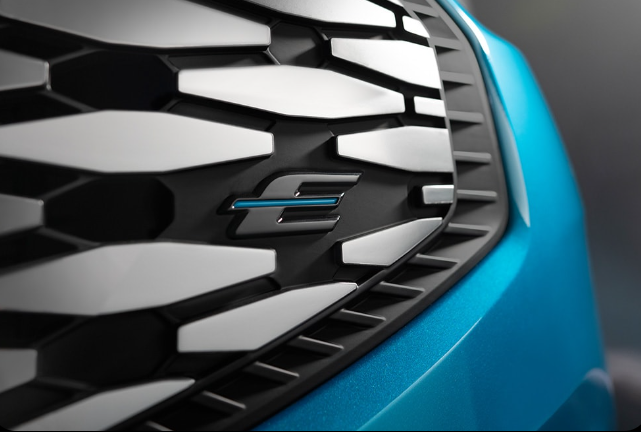 E-Tourneo Custom