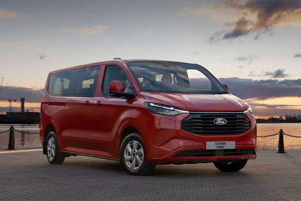 Ford Transit Custom Kombi PHEV rouge