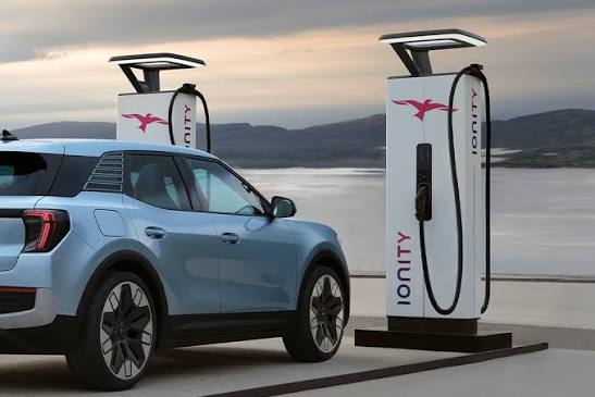 borne de recharge voiture électrique Ford