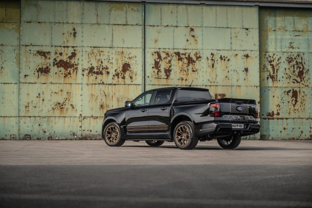 Ford Ranger MS-RT Champion Edition vu de trois quarts arrière