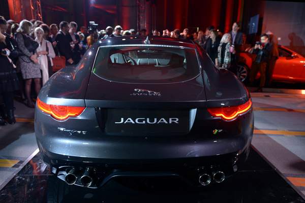 LA NOUVELLE JAGUAR F-TYPE COUPÉ ARRIVE EN FRANCE  (1)