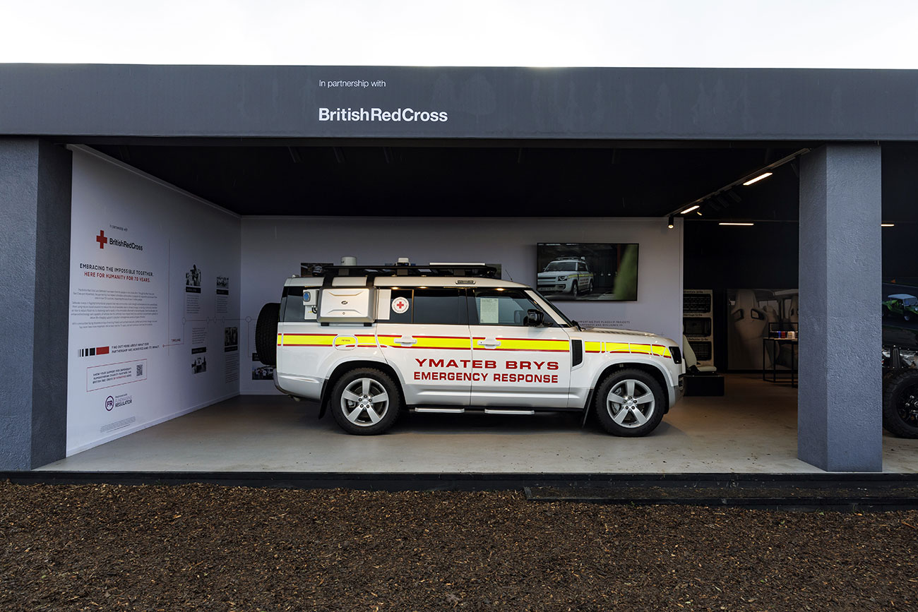 Restauration d'un Land Rover Classic présenté au Goodwood Revival