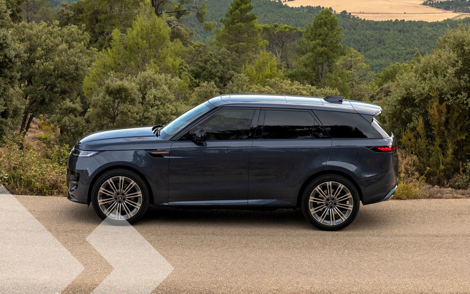 Range Rover Sport d'occasion garanti 5 ans* avec votre pass Chargemap offert 4 slider offre grim occasion prestige