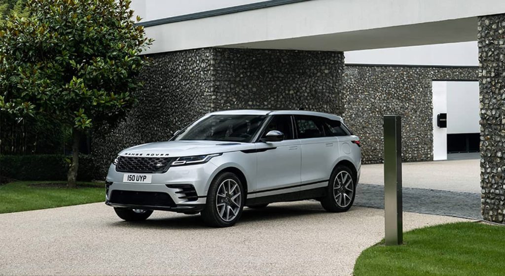 Tout savoir sur la fonctionnalité ouvre-porte de garage Land Rover