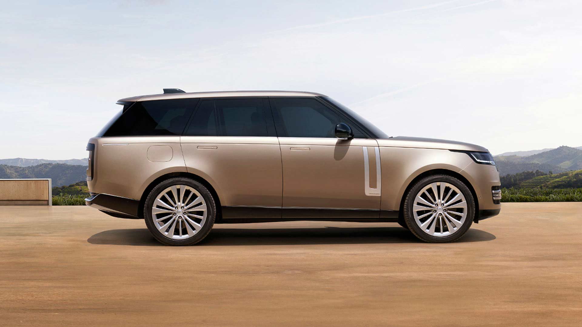 Bienvenue à bord du Range Rover : voyagez en première classe 3 offre range rover 2025 mai