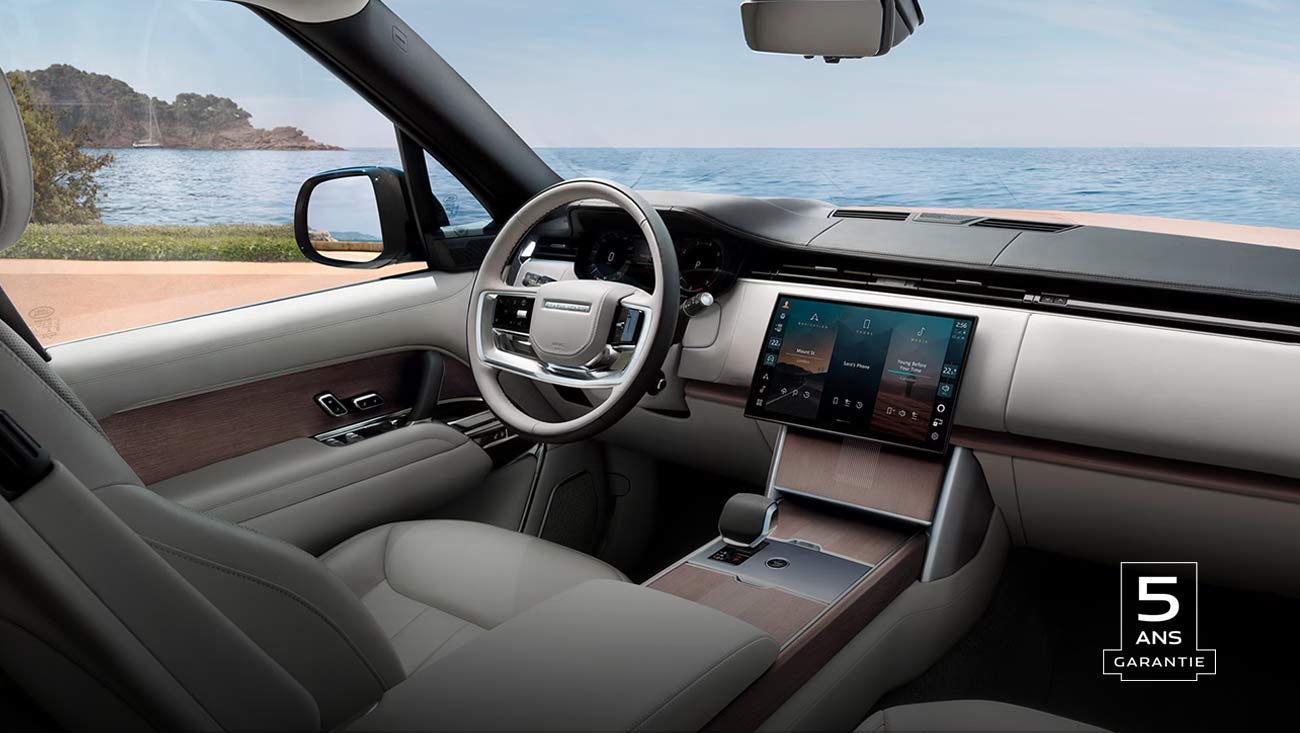 Bienvenue à bord du Range Rover : voyagez en première classe 1 slider range rover interieur