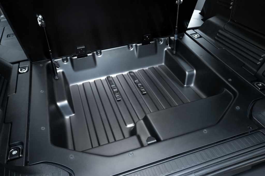 Pourquoi choisir un Defender Hard Top pour votre activité professionnelle ? 7 land rover utilitaire Pourquoi choisir un Defender Hard Top pour votre activité professionnelle ? 6 land rover utilitaire