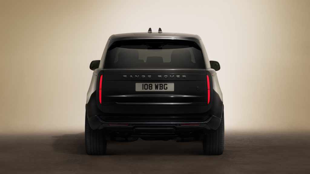 Range Rover SV Black (2025) : présentation du modèle 5 range rover sv noir range rover sv black