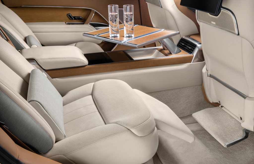 Range Rover Autobiography et SV Signature Suite : on vous dit tout 2 range rover sv finitions Range Rover SV Suite