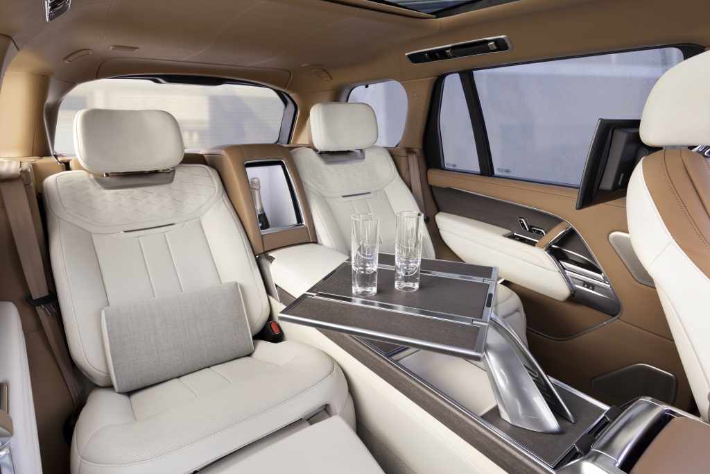 Range Rover Autobiography et SV Signature Suite : on vous dit tout 14 range rover sv signature suite Range Rover Autobiography et SV Signature Suite : on vous dit tout