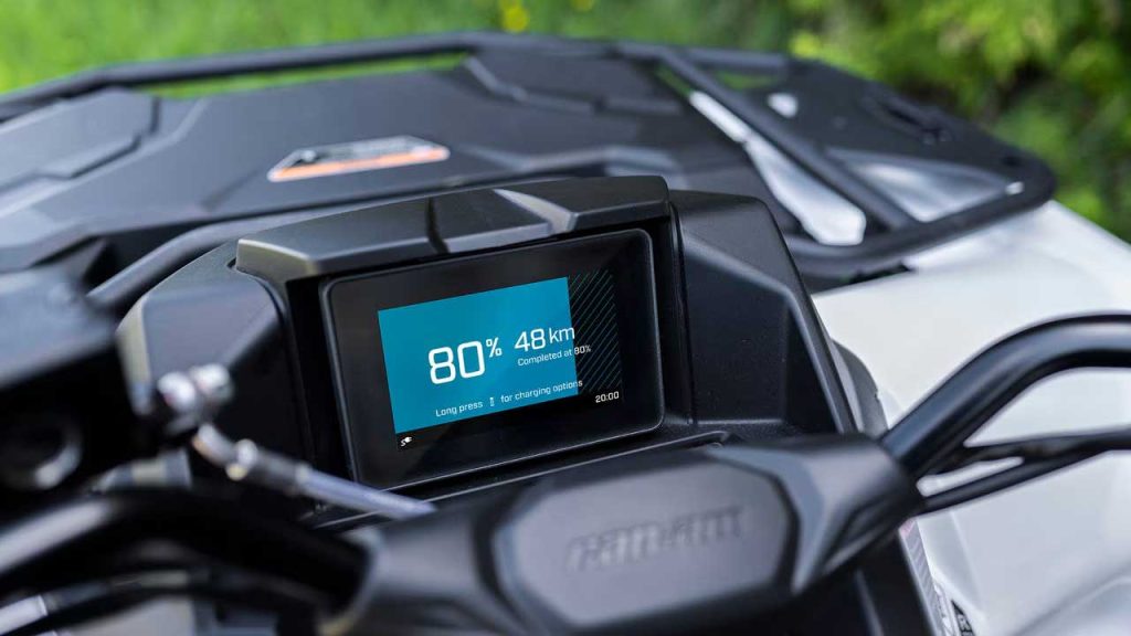 Can-Am-Outlander-Electric-2026-tableau-de-bord
