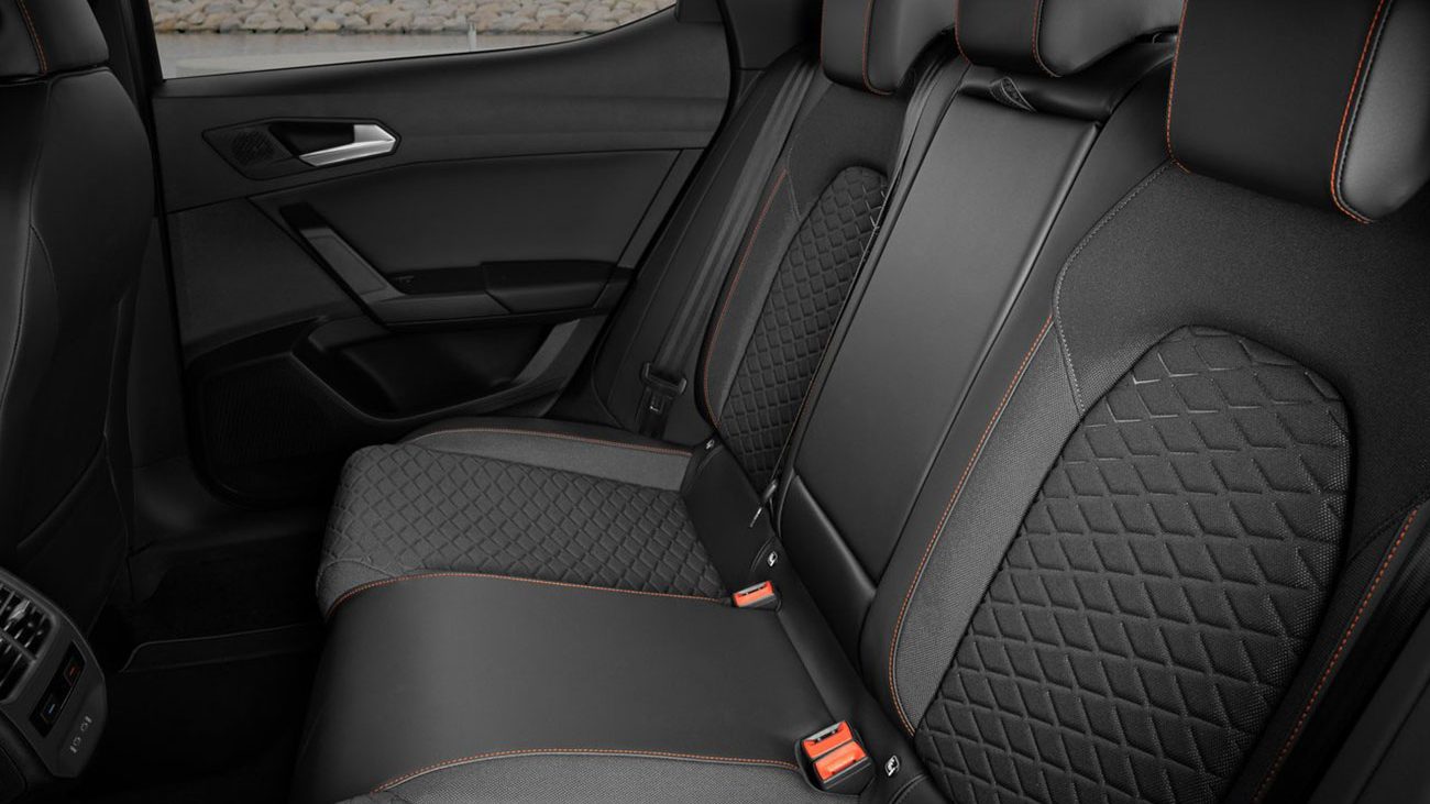 interieur-seat-leon-ehybrid-204-ch