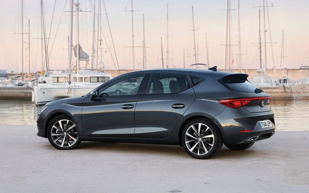 PROFESSIONNELS, PROFITEZ DE LA SEAT LEON TDI À PARTIR DE 379 € TTC  / MOIS SANS APPORT