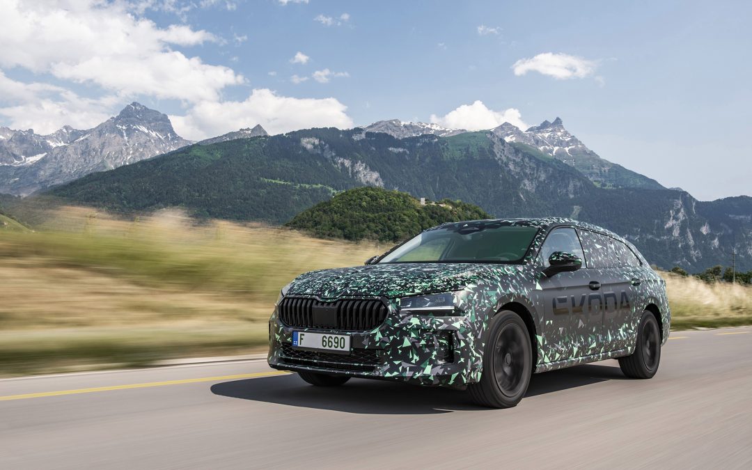 ŠKODA PRÉSENTE LA NOUVELLE SUPERB