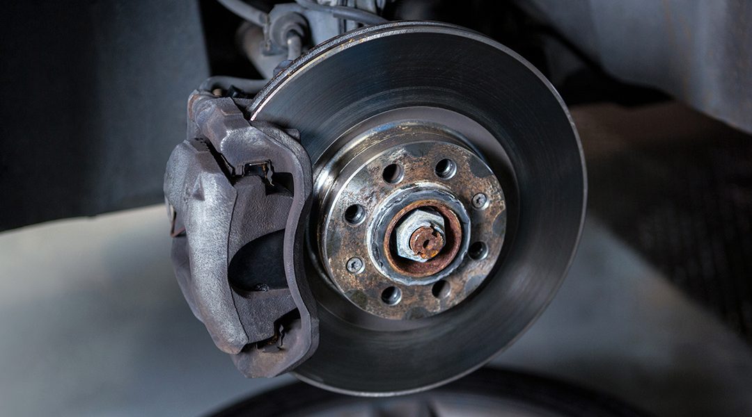 Quand remplacer les plaquettes de frein de votre Škoda ?