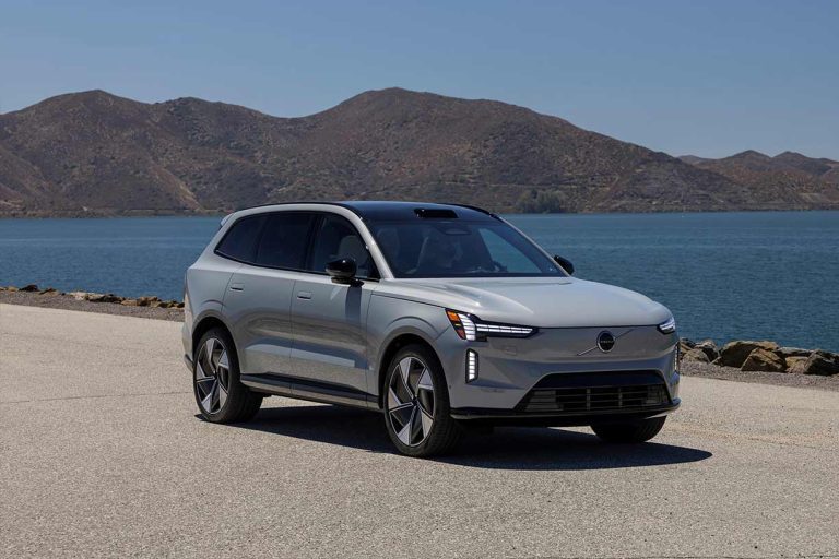 Volvo EX90 pour les professionnels : sérénité, image de marque et excellence sur la route