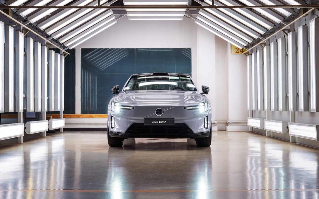 Volvo Cars lance la production de la nouvelle Volvo ES90 100 % électrique