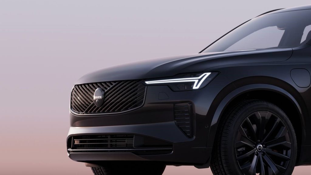 volvo xc90 black edition 2025