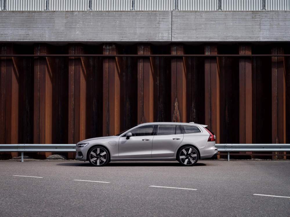 volvo v60 recharger
