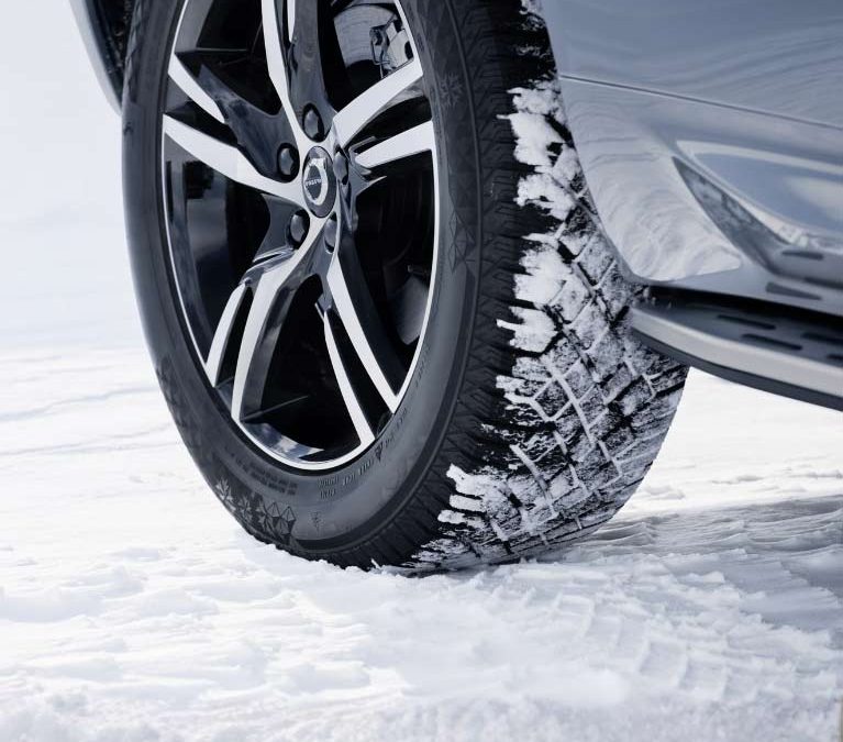 En ce moment : 1 pneu hiver ou 4 saisons acheté, le second à 1€