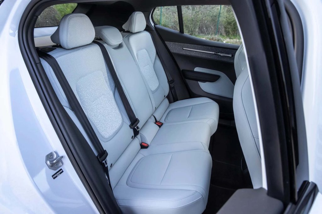 dimensions Volvo EX30