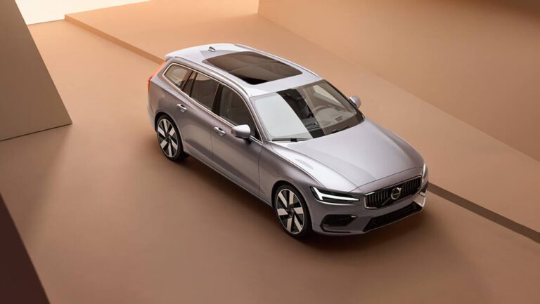 Offre professionnels : 24% de remise sur le Volvo V60 hybride rechargeable