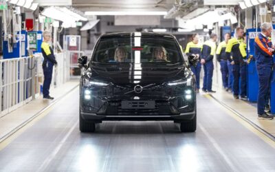 Volvo Cars lance la production du Volvo EX60, son SUV électrique qui redéfinit les standards