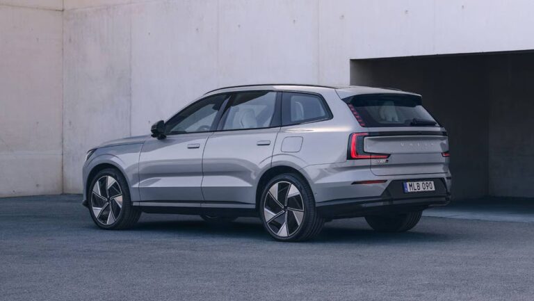 Offre Pros : jusqu&rsquo;à 26 000 € de remise immédiate sur le Volvo EX90