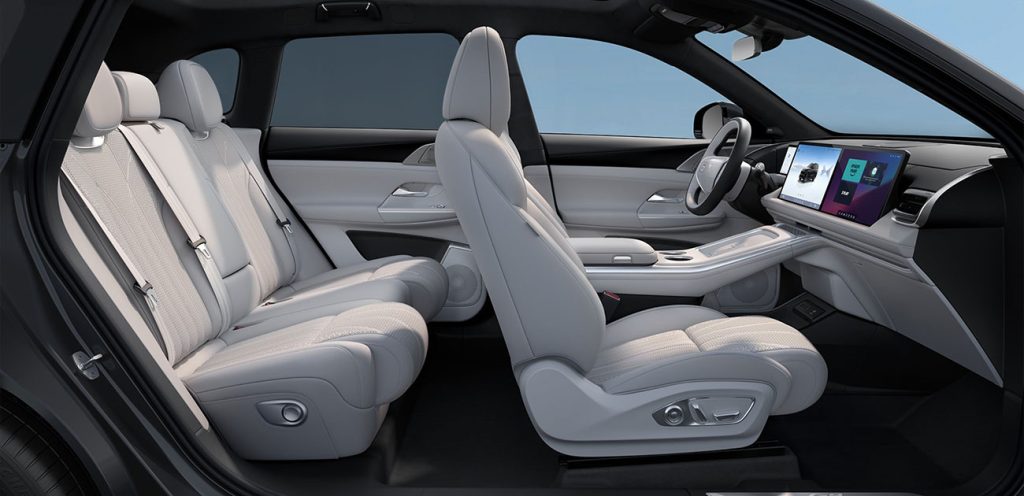 interieur-nouveau-xpeng-g9-gris-diamant