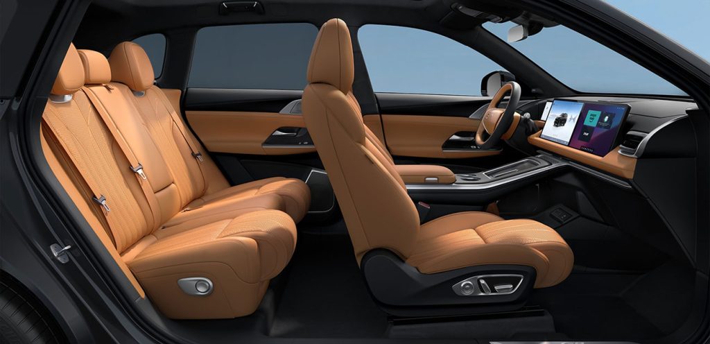 interieur-nouveau-xpeng-g9-terre-battue