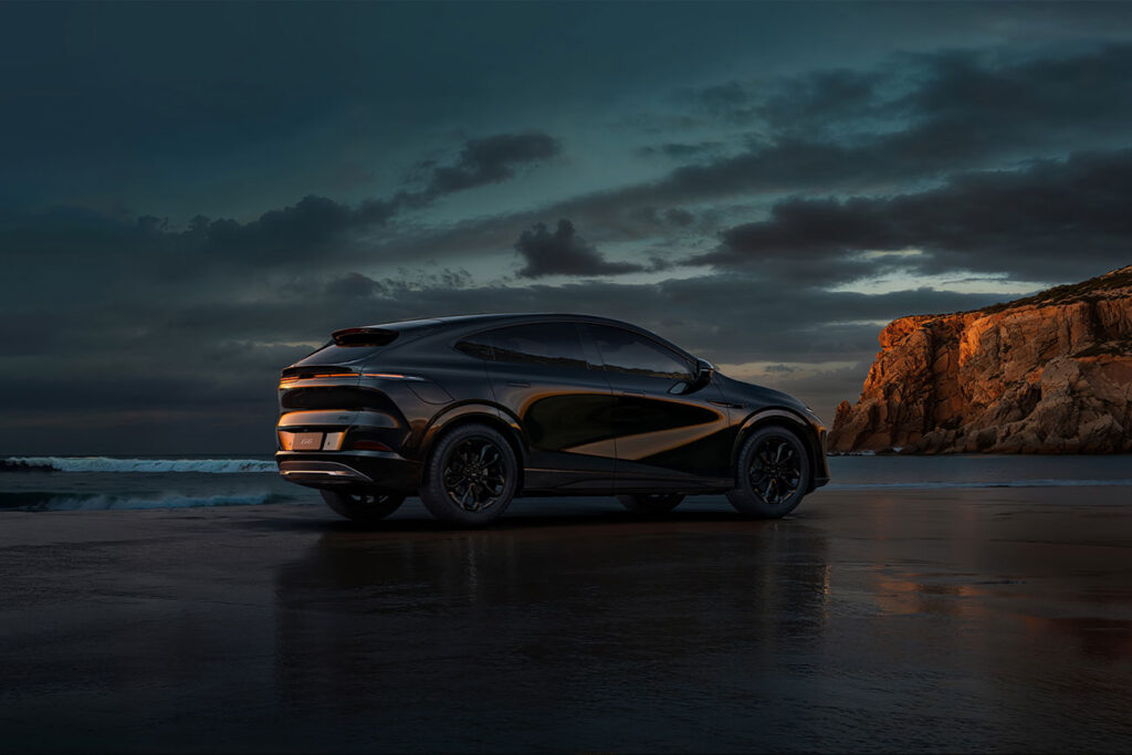 nouveau-xpeng-g6-black-edition